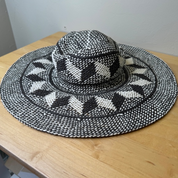 Cost Plus World Market Mosaic Geo Pattern Woven Sunburst 6” Brim Summer Sunhat - Picture 3 of 7